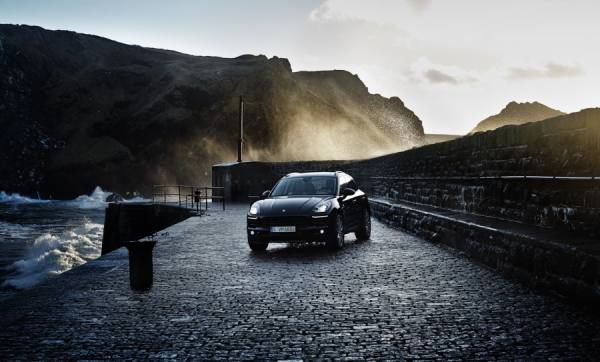 Photograph Ray Massey Porsche on One Eyeland